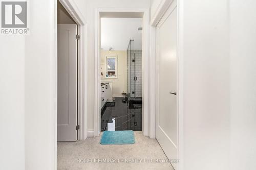 93 Trail Boulevard, Springwater, ON - Indoor Photo Showing Other Room