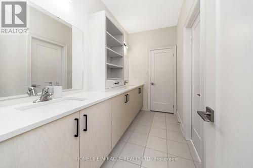 93 Trail Boulevard, Springwater, ON - Indoor Photo Showing Bathroom