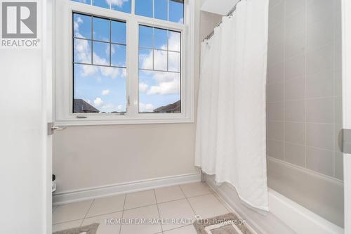 93 Trail Boulevard, Springwater, ON - Indoor