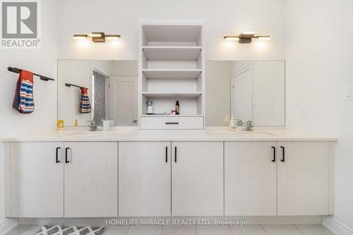 93 Trail Boulevard, Springwater, ON - Indoor Photo Showing Bathroom