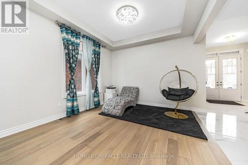 93 Trail Boulevard, Springwater, ON - Indoor Photo Showing Other Room