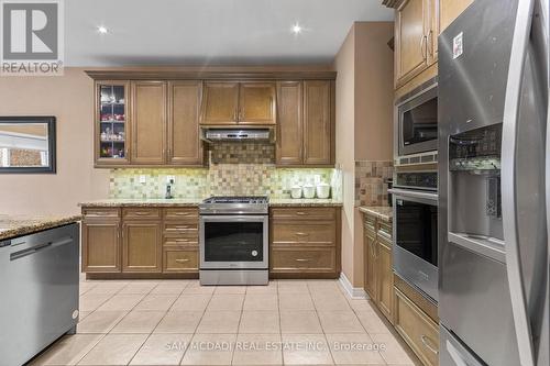 3352 Erin Centre Boulevard, Mississauga, ON - Indoor Photo Showing Kitchen With Stainless Steel Kitchen