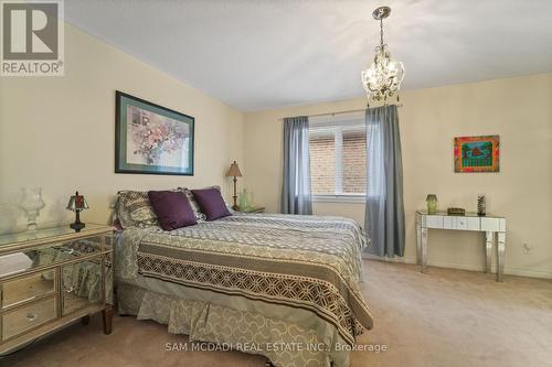 3352 Erin Centre Boulevard, Mississauga, ON - Indoor Photo Showing Bedroom