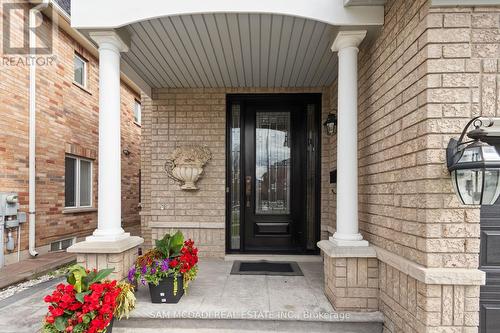 3352 Erin Centre Boulevard, Mississauga, ON - Outdoor With Exterior