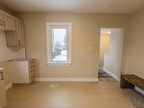 358 Dewe Ave, Thunder Bay, ON - Indoor