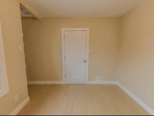 358 Dewe Ave, Thunder Bay, ON - Indoor Photo Showing Other Room