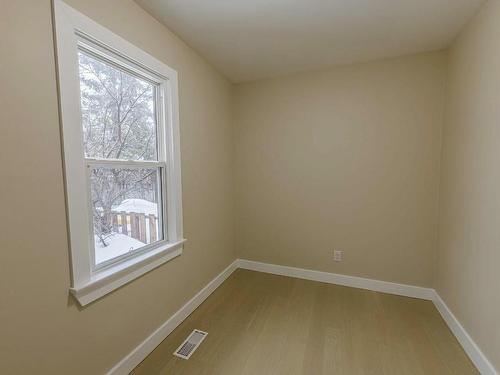 358 Dewe Ave, Thunder Bay, ON - Indoor Photo Showing Other Room
