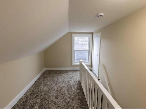 358 Dewe Ave, Thunder Bay, ON - Indoor Photo Showing Other Room