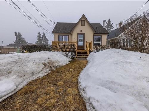 358 Dewe Ave, Thunder Bay, ON - Outdoor