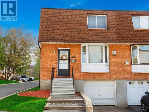 17 - 3103 ARMADA AVENUE  Ottawa, ON K1T 1T6