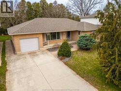 32 CHRISTINA PLACE  Chatham, ON N7L 5K4