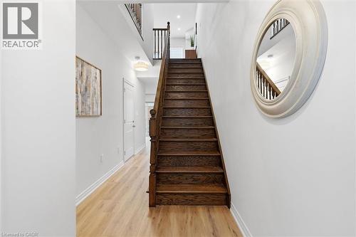 Wood staircase. - 122 E Dundas Street E Unit# 9, Waterdown, ON - Indoor Photo Showing Other Room
