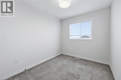 122 E Dundas Street E Unit# 9, Waterdown, ON - Indoor Photo Showing Other Room