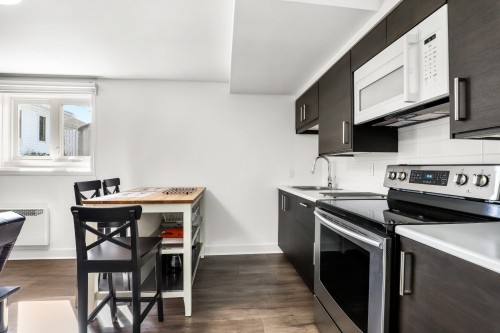 Cuisine - 4425A Rue Domville, Longueuil (Saint-Hubert), QC - Indoor Photo Showing Kitchen