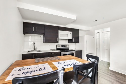 Cuisine - 4425A Rue Domville, Longueuil (Saint-Hubert), QC - Indoor Photo Showing Kitchen