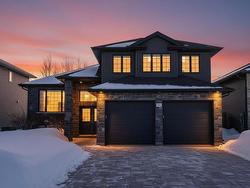 705 Fieldstone Place Thunder Bay, ON P7B 3Z7