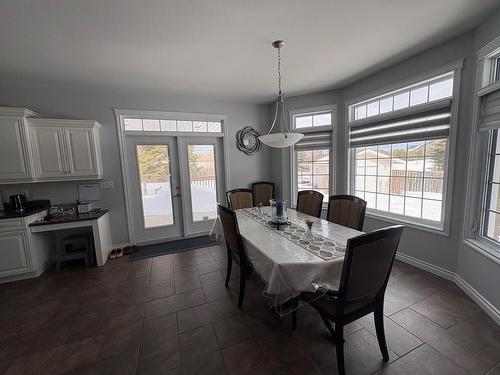 132 Wolverine Crescent, Thunder Bay, ON - Indoor Photo Showing Dining Room