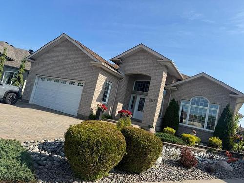 132 Wolverine Crescent, Thunder Bay, ON - Outdoor With Facade