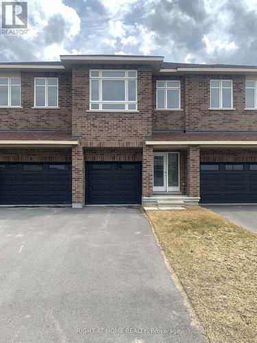 4 WYLIE WAY  Carleton Place, ON K7C 0C4