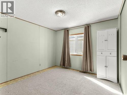 95-986 Range Road, Whitehorse, YT - Indoor Photo Showing Other Room