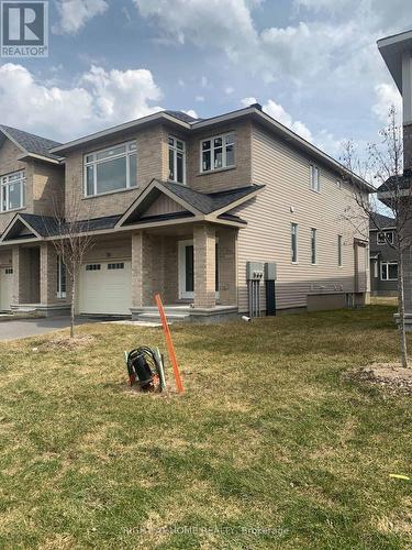 28 Wylie Way, Carleton Place, ON - Outdoor With Facade
