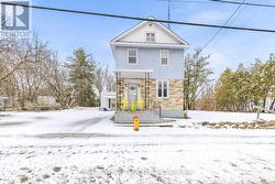 190 QUEEN STREET  Killaloe, Hagarty And Richards, ON K8A 2A0