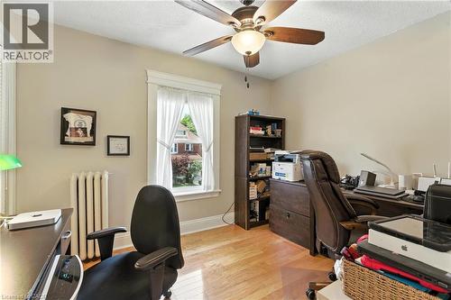 Home office with hardwood flooring - 98 Kensington Avenue S, Hamilton, ON - Indoor Photo Showing Office
