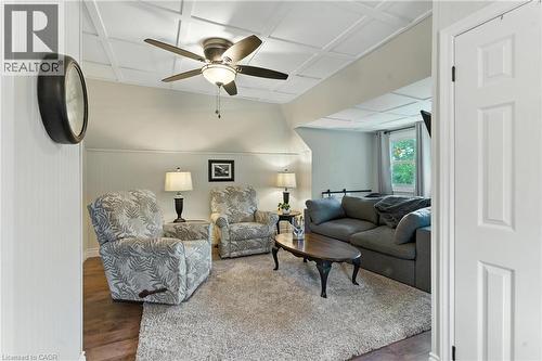 Finished attic space - 98 Kensington Avenue S, Hamilton, ON - Indoor Photo Showing Living Room