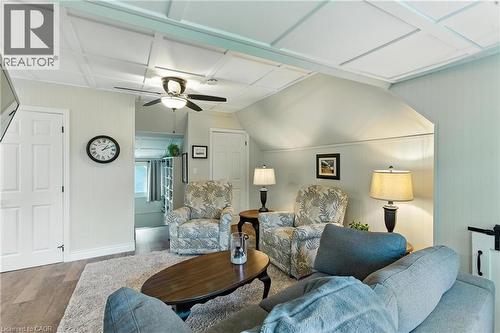 Finished attic space - 98 Kensington Avenue S, Hamilton, ON - Indoor Photo Showing Living Room