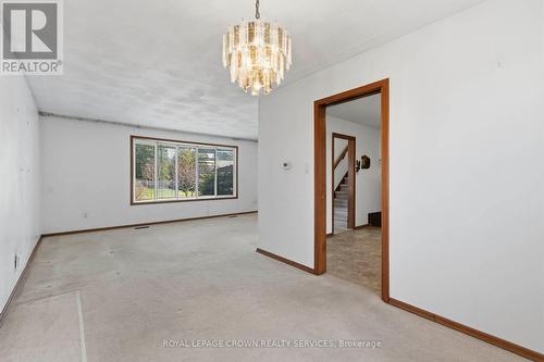 7 Lichty Crescent, Kitchener, ON - Indoor Photo Showing Other Room