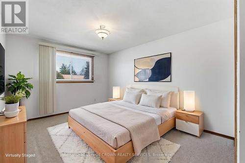 7 Lichty Crescent, Kitchener, ON - Indoor Photo Showing Bedroom