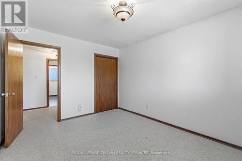 7 Lichty Crescent, Kitchener, ON - Indoor Photo Showing Other Room