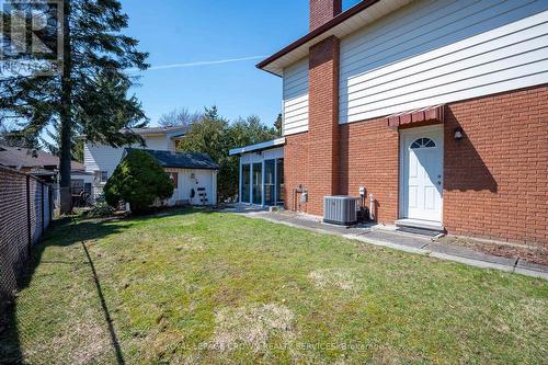 7 Lichty Crescent, Kitchener, ON - Outdoor With Exterior
