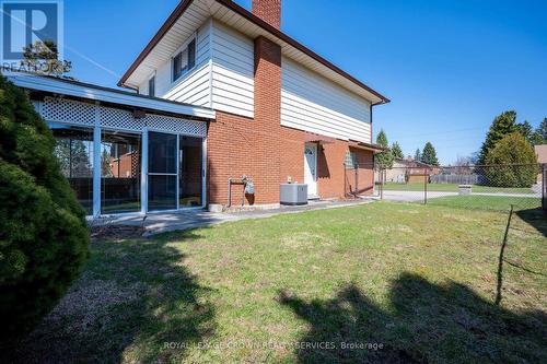 7 Lichty Crescent, Kitchener, ON - Outdoor