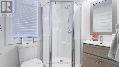 13 - 33 Fairhaven Lane, Goderich (Goderich (Town)), ON - Indoor Photo Showing Bathroom