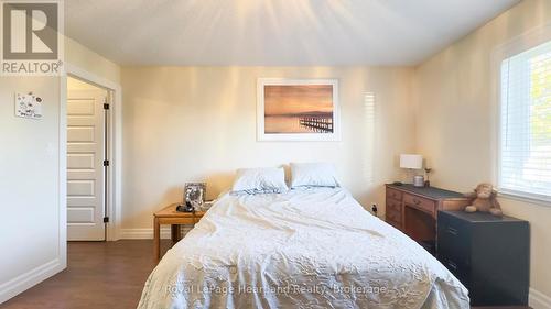 13 - 33 Fairhaven Lane, Goderich (Goderich (Town)), ON - Indoor Photo Showing Bedroom