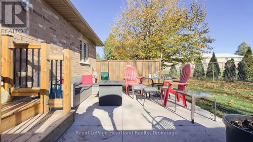 13 - 33 Fairhaven Lane, Goderich (Goderich (Town)), ON - Outdoor With Deck Patio Veranda