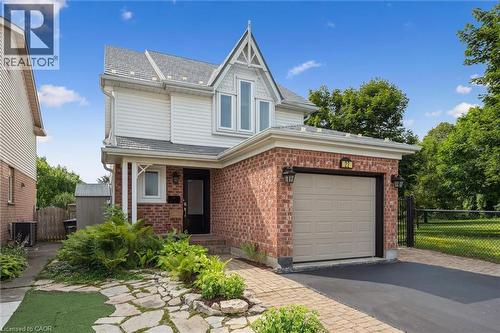 22 THOMPSON Drive  Guelph, ON N1E 7A5