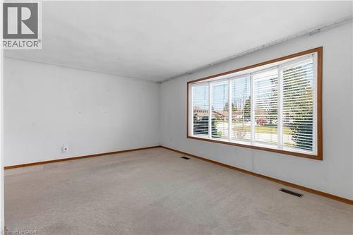 7 Lichty Crescent, Kitchener, ON - Indoor Photo Showing Other Room