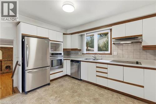 7 Lichty Crescent, Kitchener, ON - Indoor Photo Showing Kitchen With Double Sink