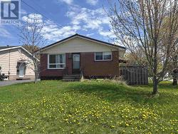 379 Chambers AVE  Sault Ste. Marie, ON P6A 4W4