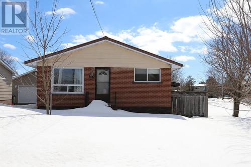 379 Chambers AVE  Sault Ste. Marie, ON P6A 4W4