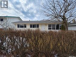 1721 E AVENUE  Saskatoon, SK S7L 1V3