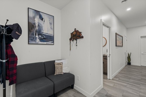 Hall d'entrée/Vestibule - 4030 Ch. Plaisance, Sainte-Julienne, QC - Indoor Photo Showing Other Room