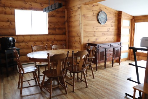 Coin-repas - 232 Ch. De L'Amitié, Saint-Élie-De-Caxton, QC 