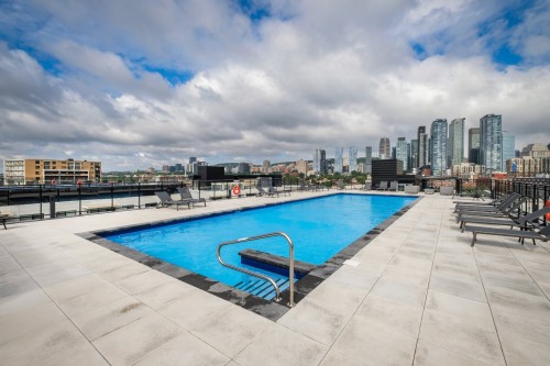 Pool - 419B-1400 Rue Ottawa, Montréal (Le Sud-Ouest), QC - Outdoor With In Ground Pool With View