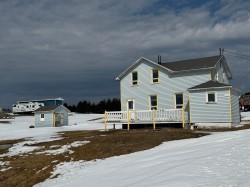 13 Ch. Lapierre  Les Îles-De-La-Madeleine, QC G4T 0H8