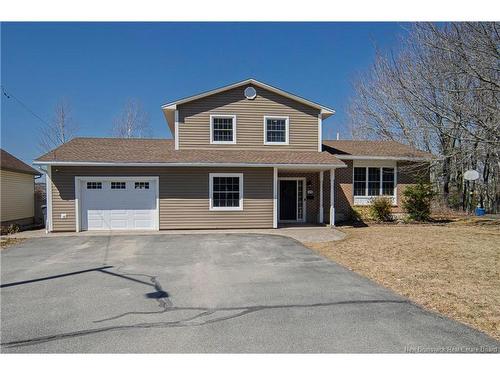 419 Cherry Ave, Fredericton, NB 