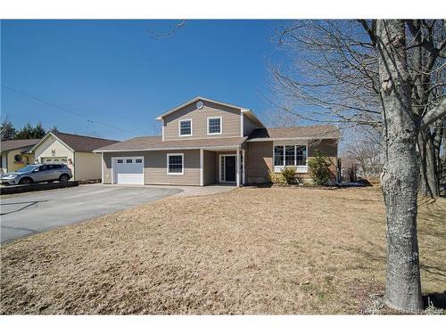 419 Cherry Ave, Fredericton, NB 