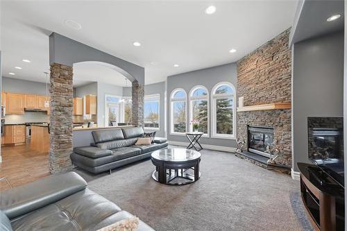 34 Castleton Crt, Winnipeg, MB 